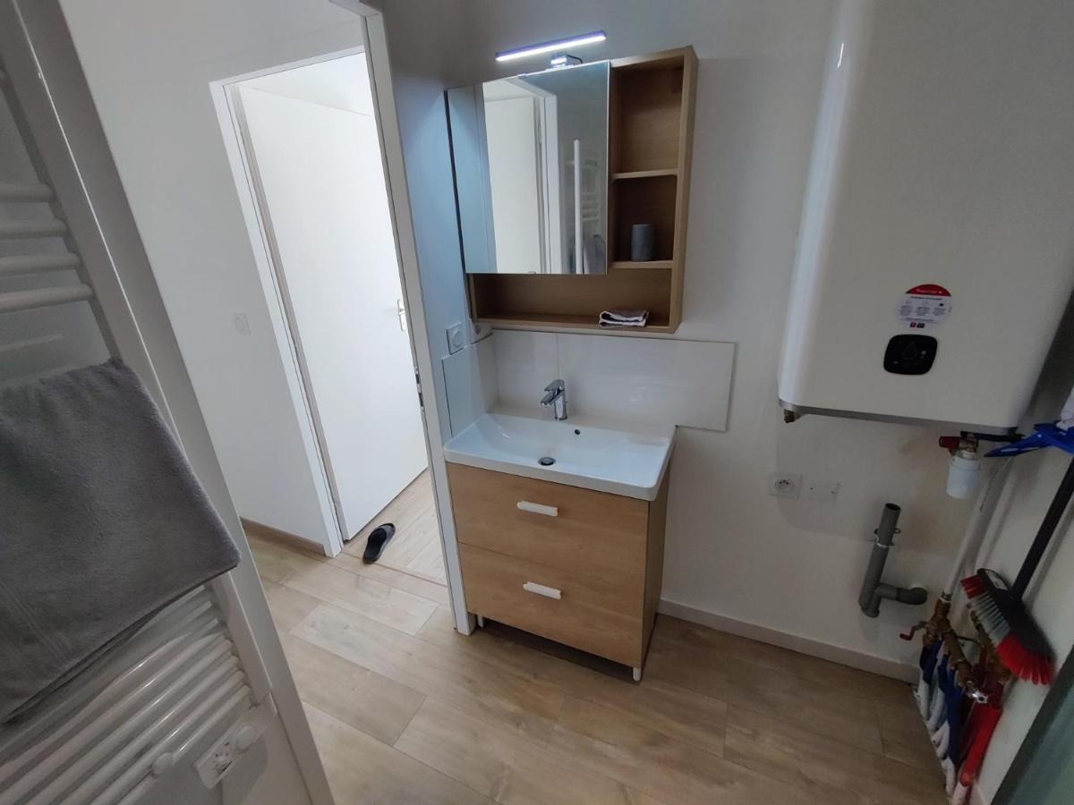 Appartement T3 Plume Hyper Centre D'Ernée Exterior photo