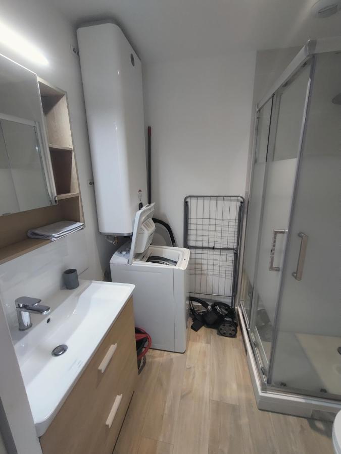 Appartement T3 Plume Hyper Centre D'Ernée Exterior photo